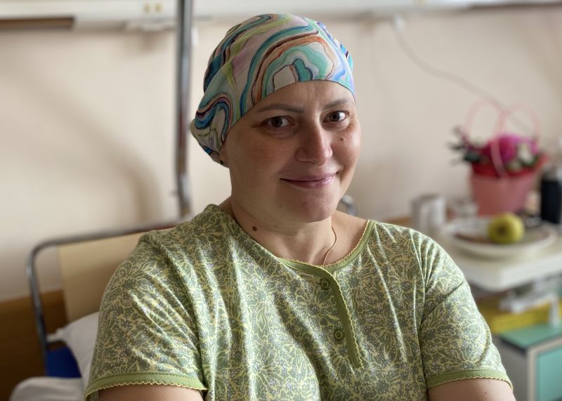 «В большинстве клиник ей предложили бы ампутацию»: врачи Онкоцентра провели сохранную операцию пациентке с агрессивным ростом опухоли и нечувствительностью к химиотерапии
