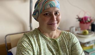 «В большинстве клиник ей предложили бы ампутацию»: врачи Онкоцентра провели сохранную операцию пациентке с агрессивным ростом опухоли и нечувствительностью к химиотерапии